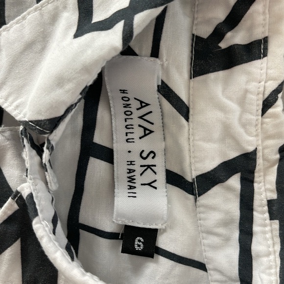 Ava Sky Boys Aloha Shirt Hunter - Size 6 - Picture 5 of 6